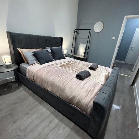 Central Locations 1 Bed Apartments Sleeps 4 伦敦 外观 照片