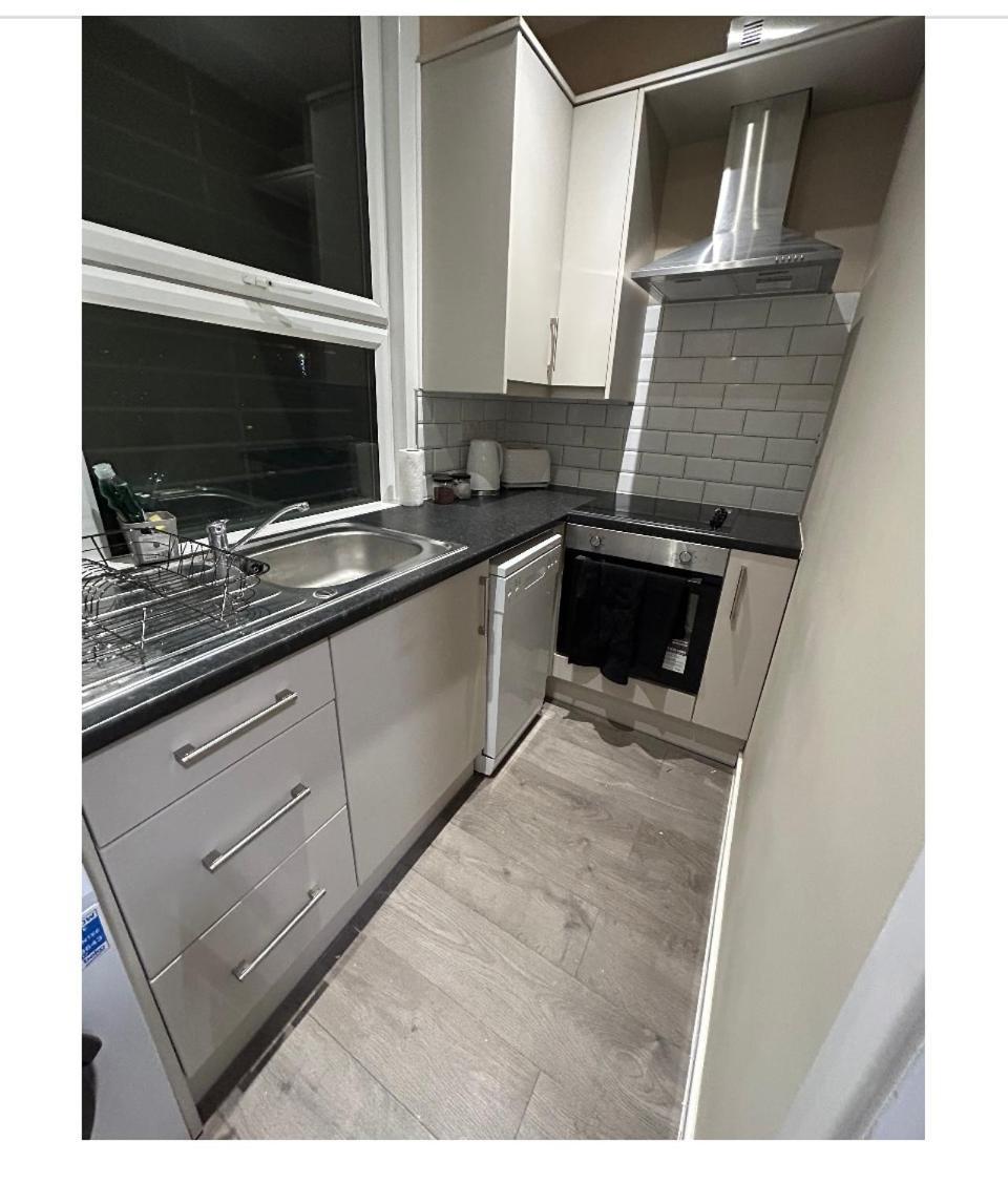 Central Locations 1 Bed Apartments Sleeps 4 伦敦 外观 照片
